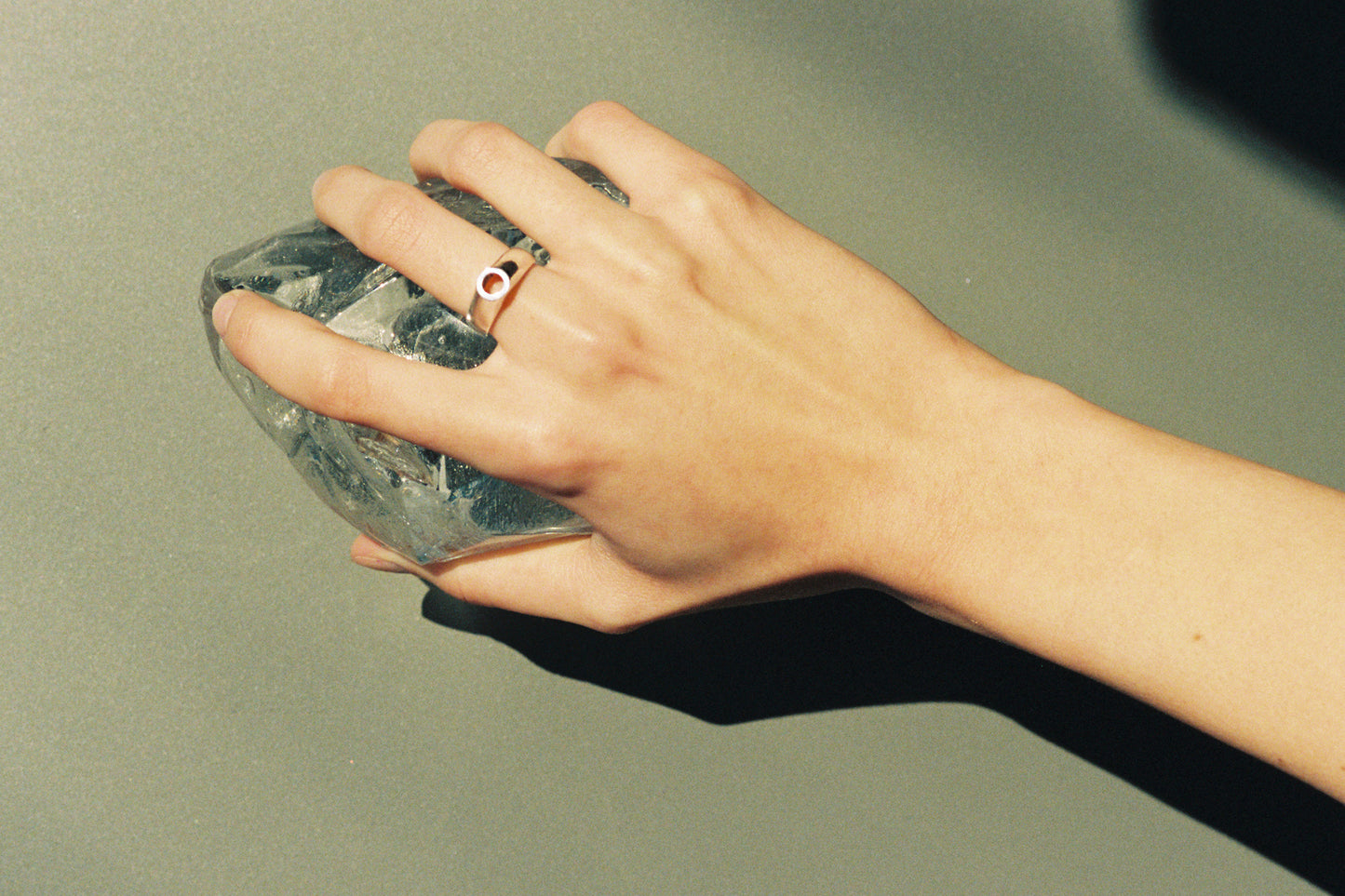 Signet Ring Vacant Small