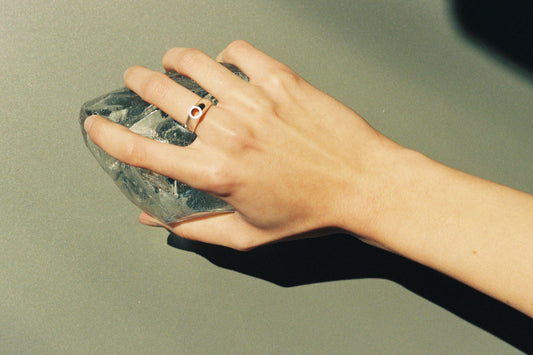 Signet Ring Vacant Small